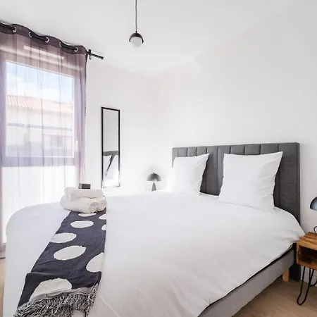 Hébergement de vacances Grande Maison Moderne A Saint-jean - 10 Voyageurs *