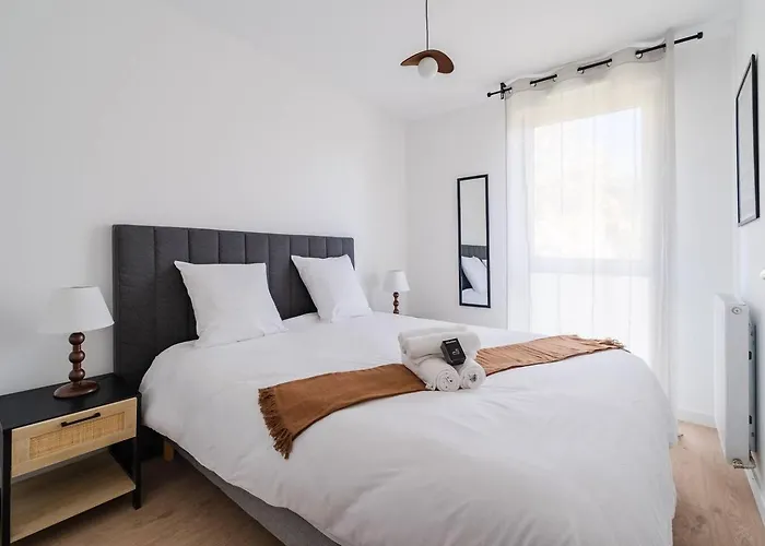 Grande Maison Moderne A Saint-jean - 10 Voyageurs